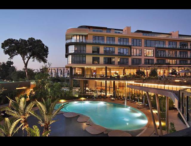 2 BEDROOM APARTMENT FOR SALE IN HOUGHTON